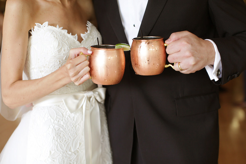 darby-house-wedding-photography-columbus-ohio-moscow-mule